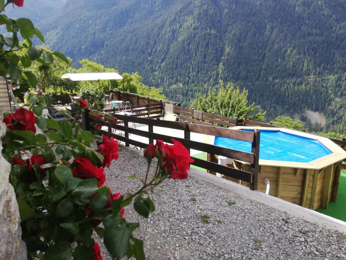 Spa Et Romance A Molliebon Seez Exterior photo